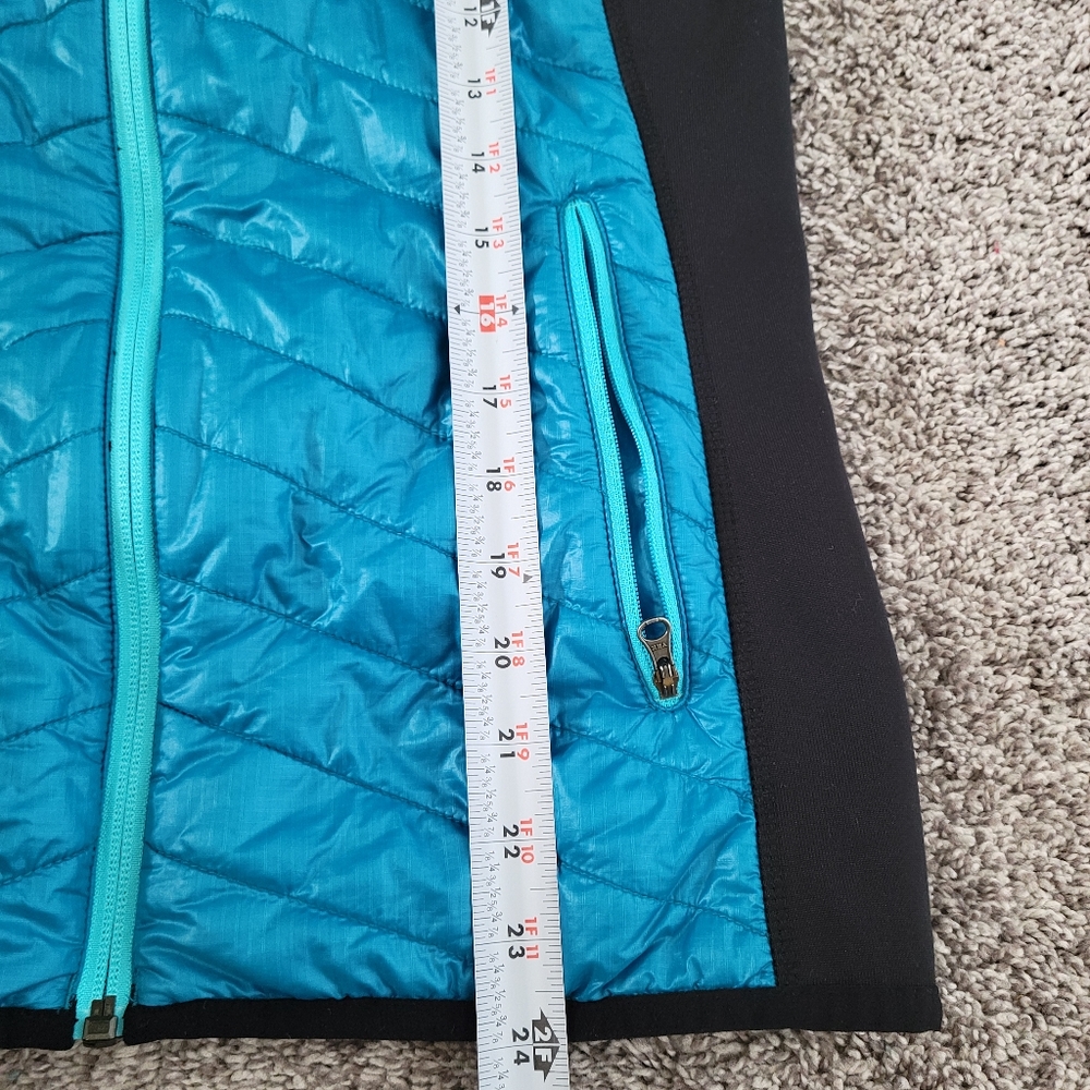 Marmot Teal Blue and Black Quilted Insulated Vest - Picture 5 of 10